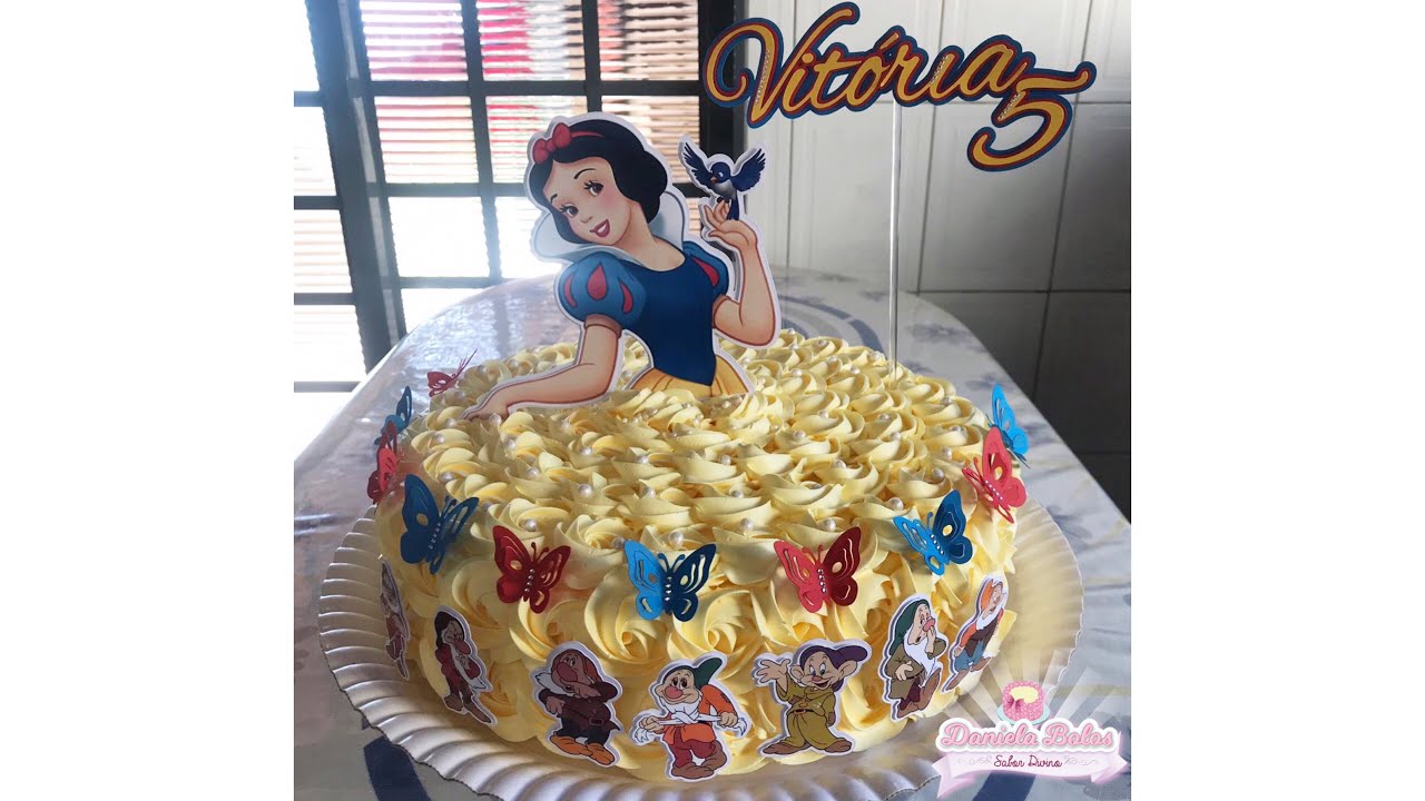 BOLO BRANCA DE NEVE