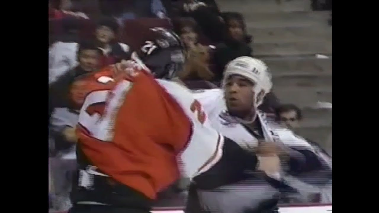 Flyers - Canucks rough stuff 12/31/97