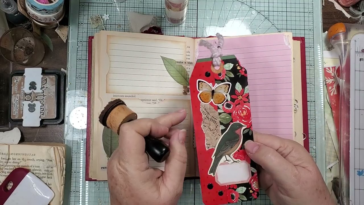 Readers Digest Journal | Winter Flowers | Journaling Pockets & Tuck | 4 Pocket Spread | Part 5 of ?