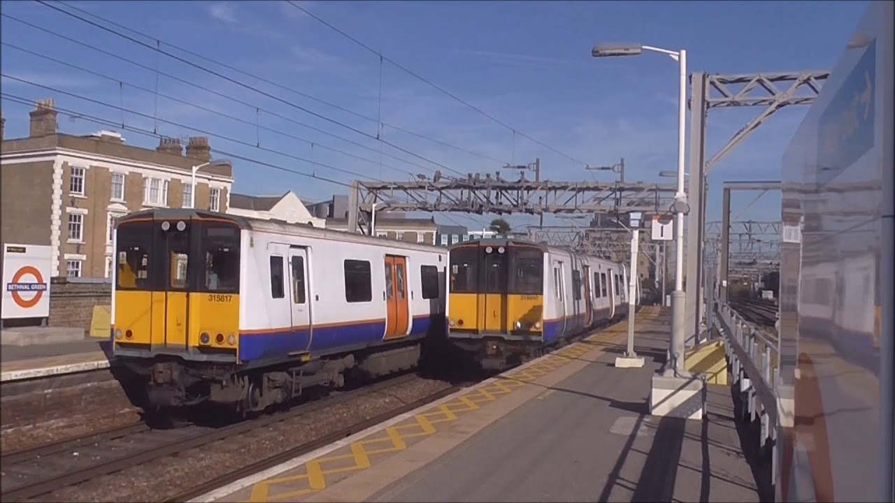 Trains at Bethnal Green. Saturday 29.9.18
