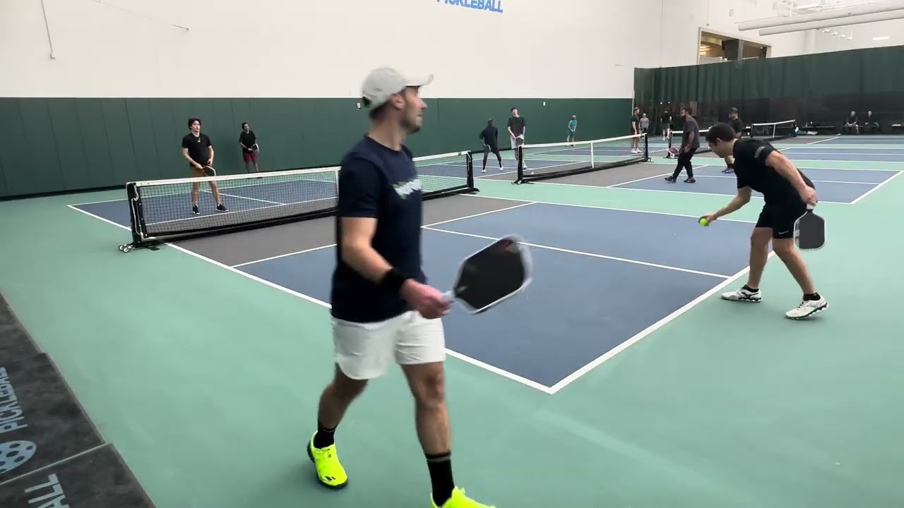 LT 1/2: Nick(4.9)-Mike(4.5) vs Brian(4.8)-Ronin(4.5)