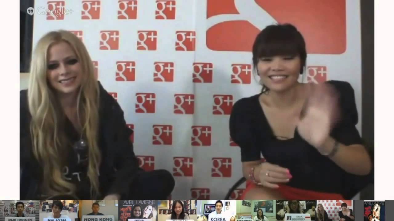Avril Lavigne - Google Hangout Livechat 2013 in Hong Kong [HD]