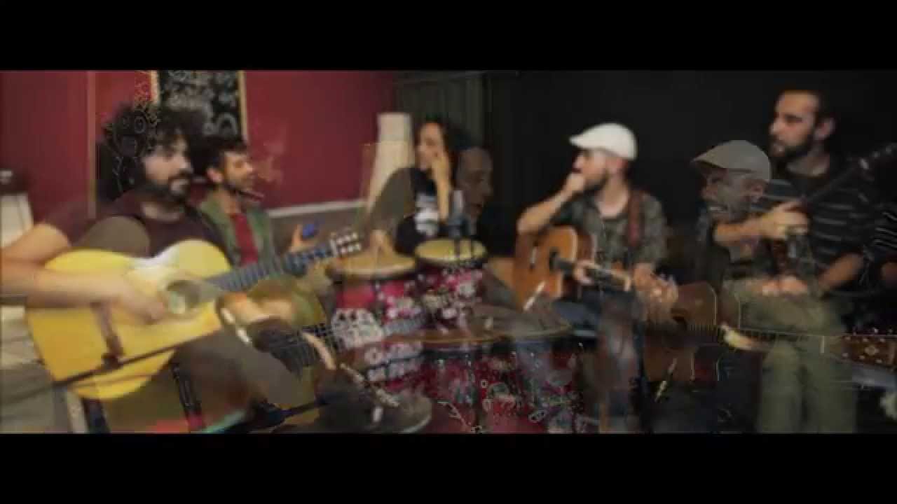 Blueskank & Chiki Lora - Mama, mira el coco (Harry Belafonte cover)