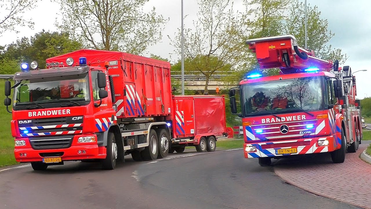 [24/05/2021] Terras van pizza restaurant flink beschadigd door felle brand Hogeweg Zuidlaren