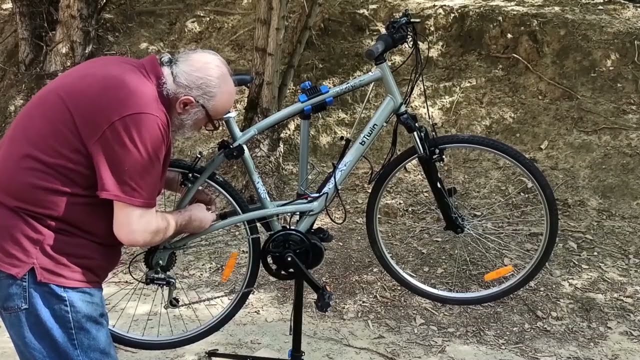 Épisode N° 8 : Titi Transforme un vieux VTT Décathlon en un superbe vélo électrique