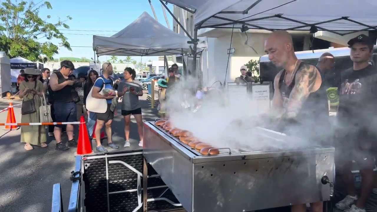 Kaka'ako Farmers market