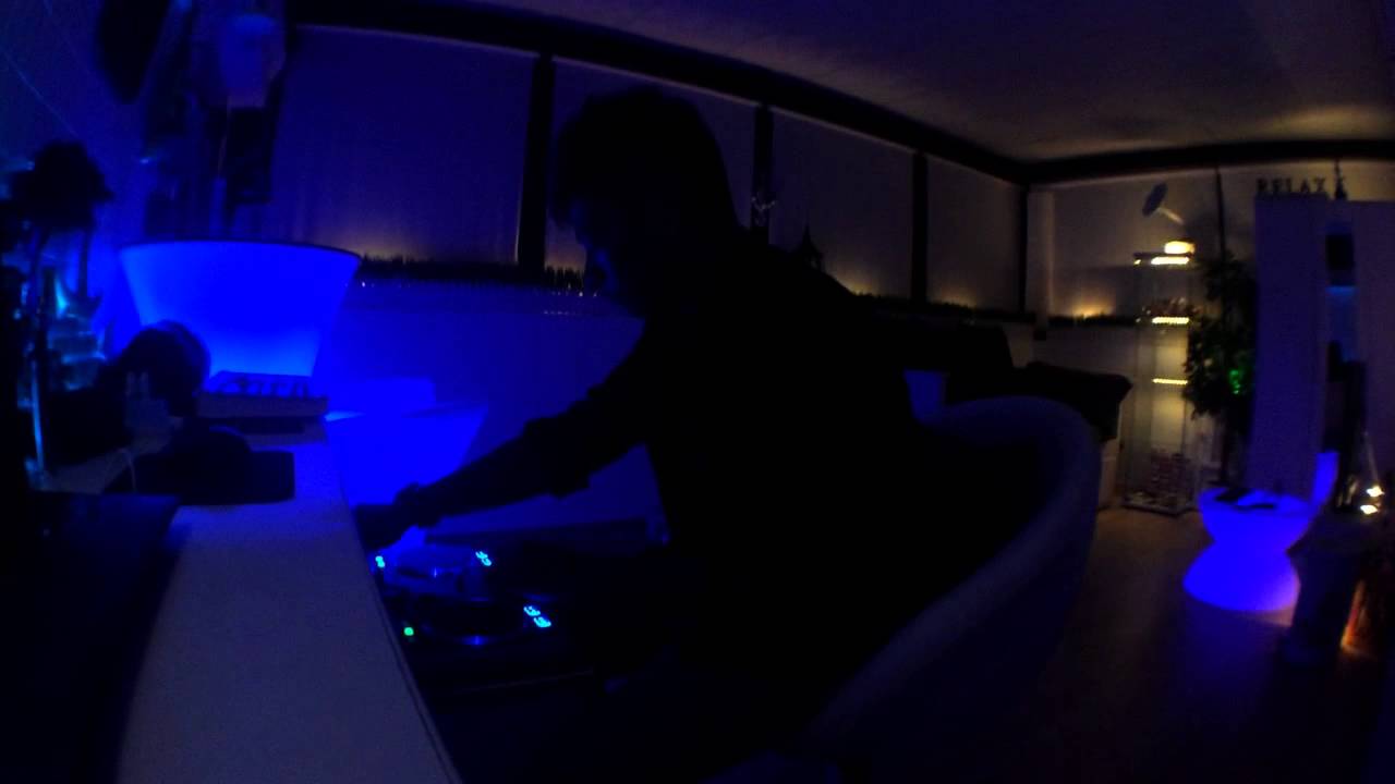 a short Bossa Lounge and Deep House mix :)