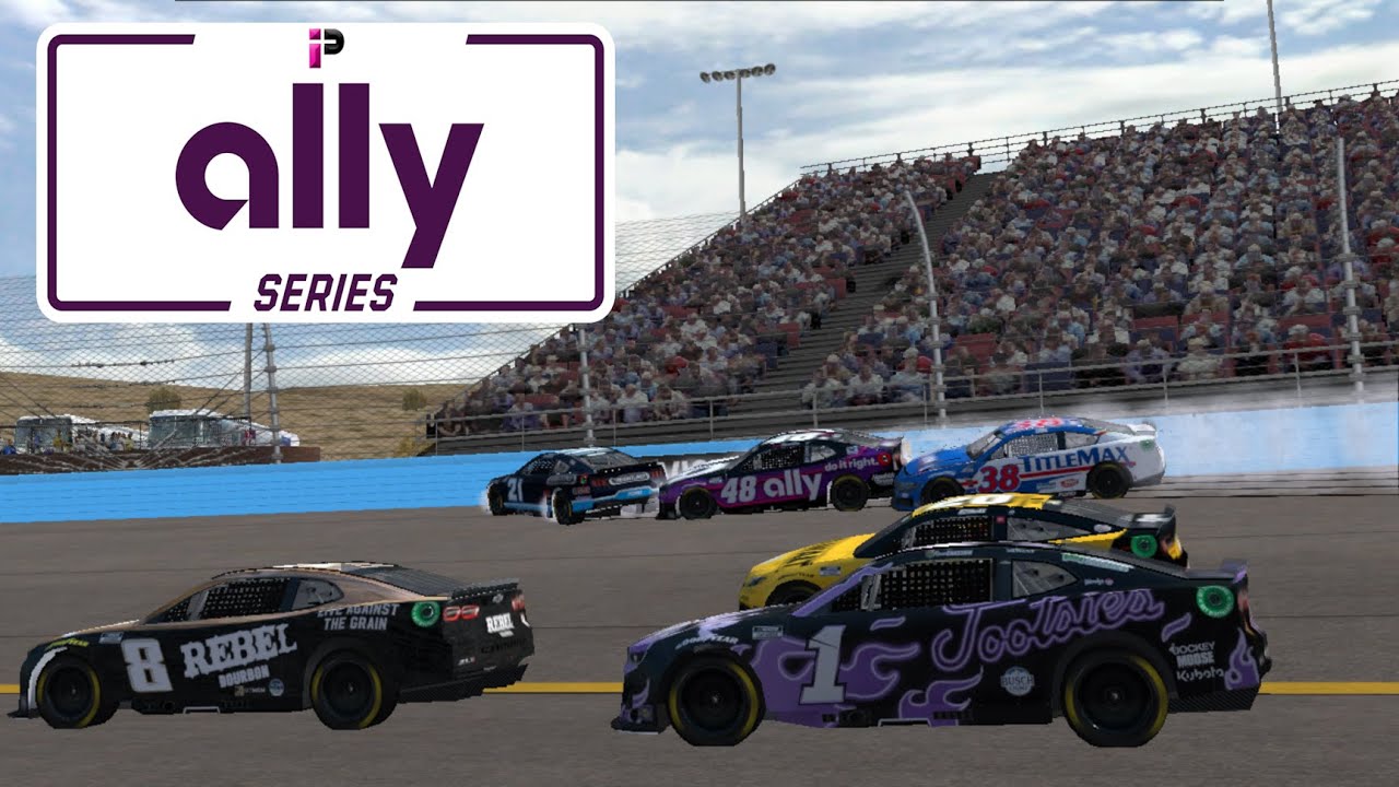 Will One Driver’s Fuel Gamble Pay Off?  | PLA Series S48R4 at Phoenix