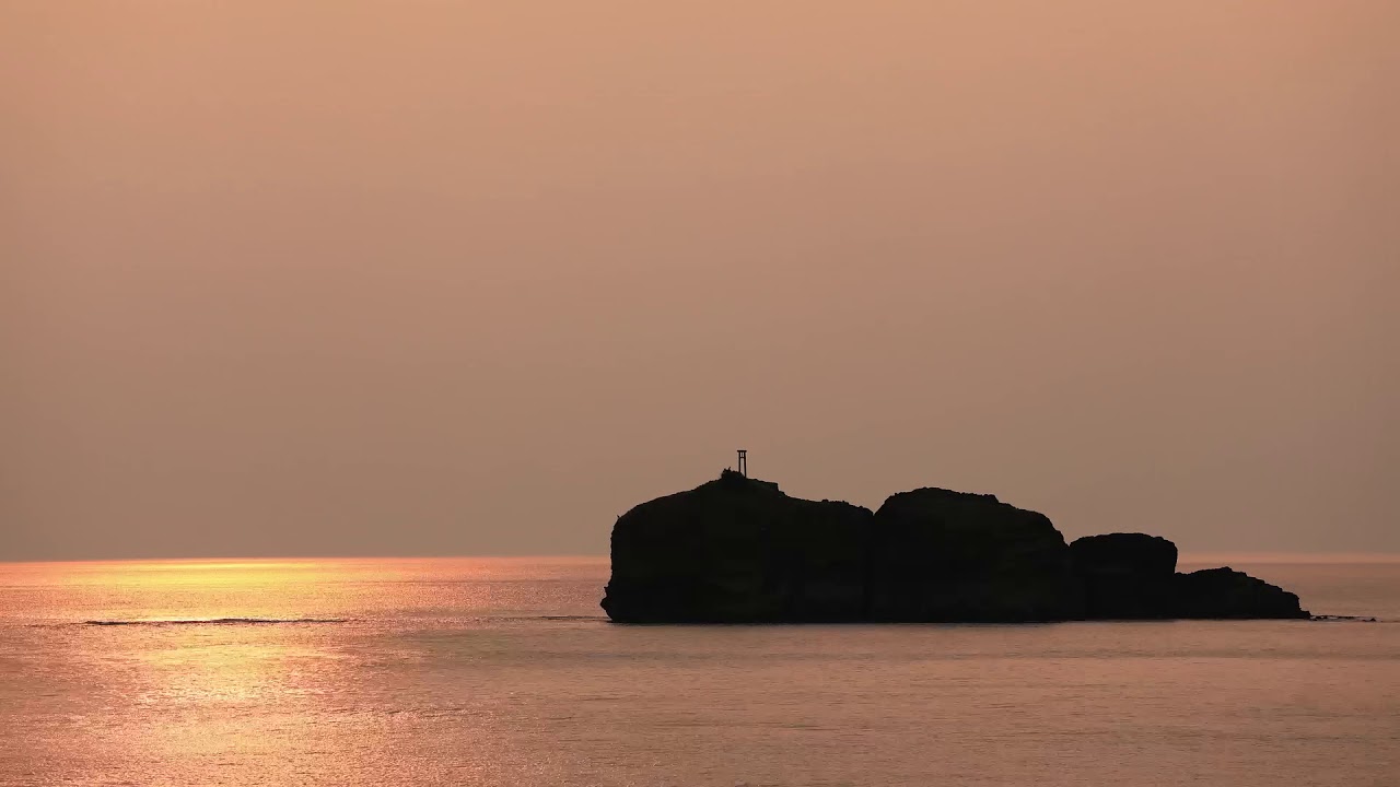 【Japan 1minute Travel TOTTRI Hakuto】鳥取 白兎海岸（因幡の白兎伝説の舞台の海岸の夕景）