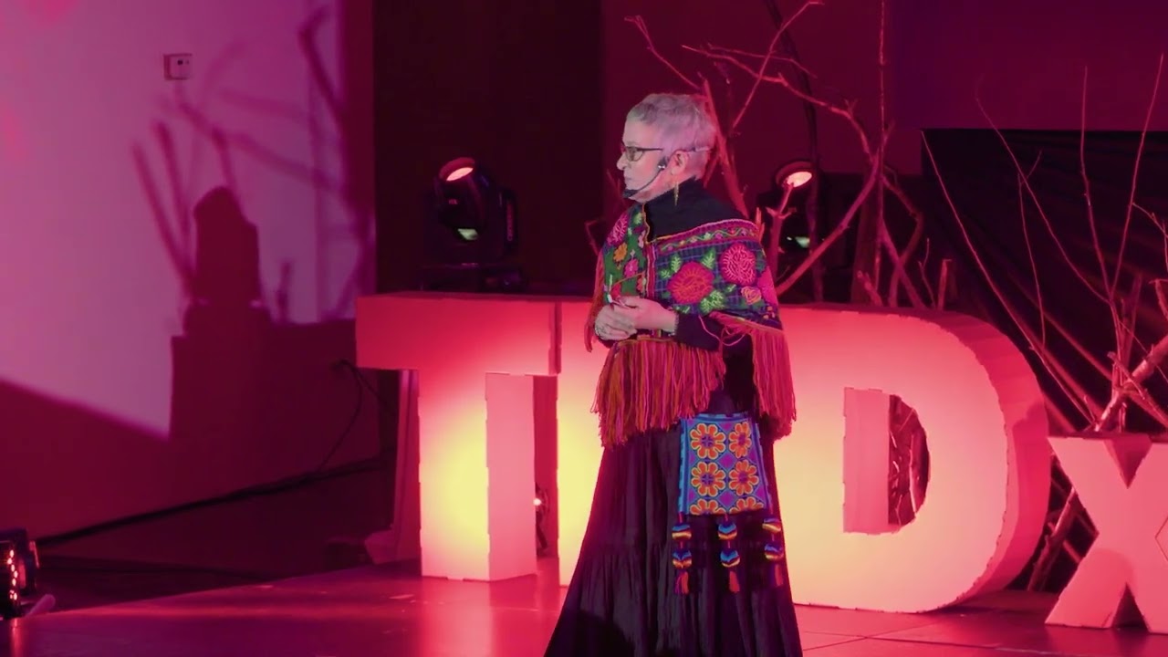 Lo que la perspectiva de género causa en el arte | Irma Sofia Poeter | TEDxTecate