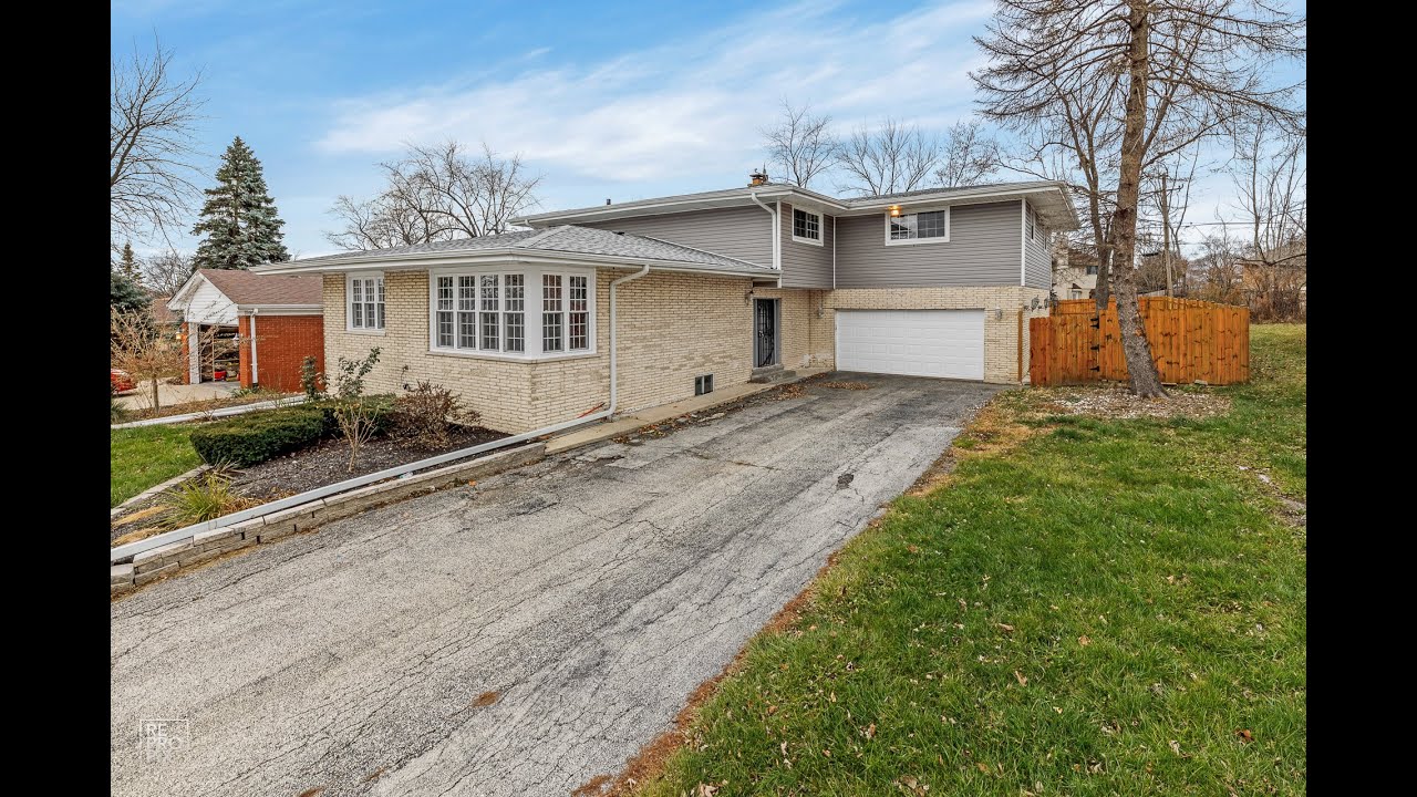9326 S 87th Ave, Hickory Hills, IL 60457, USA | Property Virtual Tour
