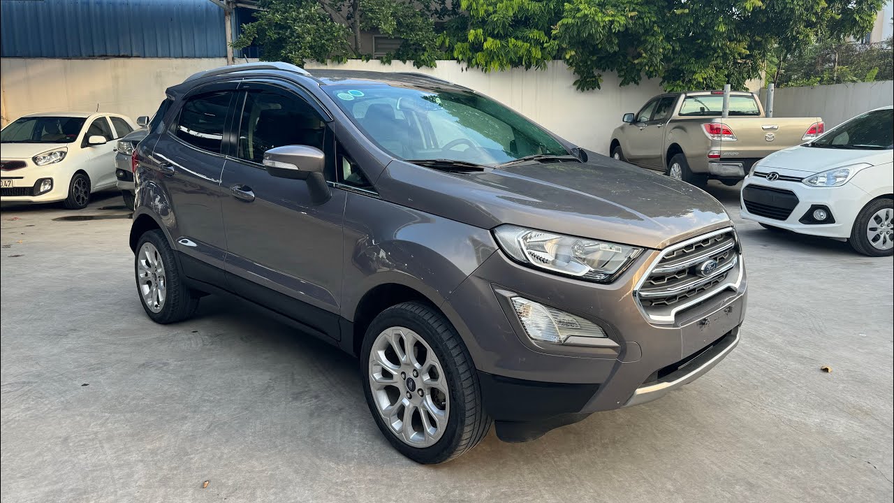 Ecosport 2018 bản Titanium xe 5 chỗ gầm cao với giá hợp lý