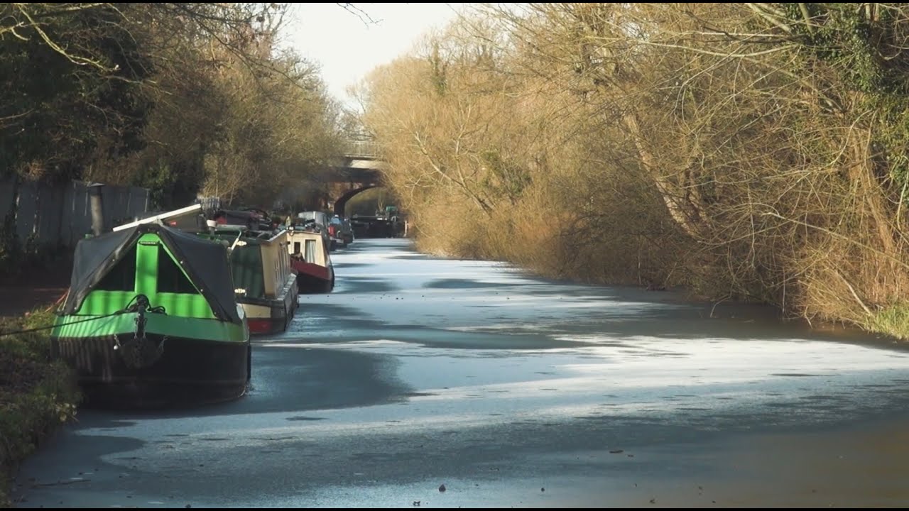 A short Video Poem about Winter in Wolvercote. Oxford