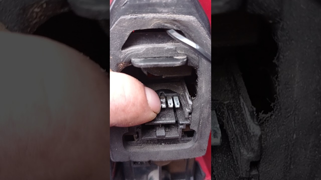 problème de masse feu arrière clio 2