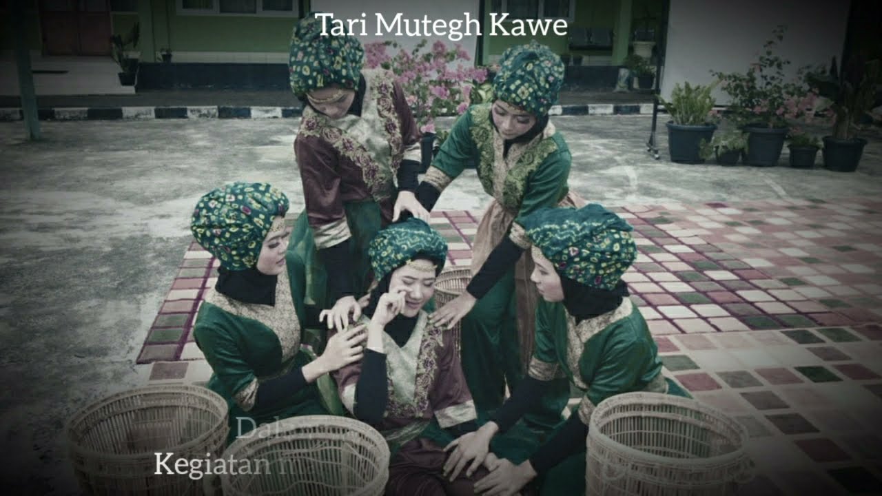 Tari Kreasi Mutegh Kawe | Prodi D3 Keperawatan Lahat