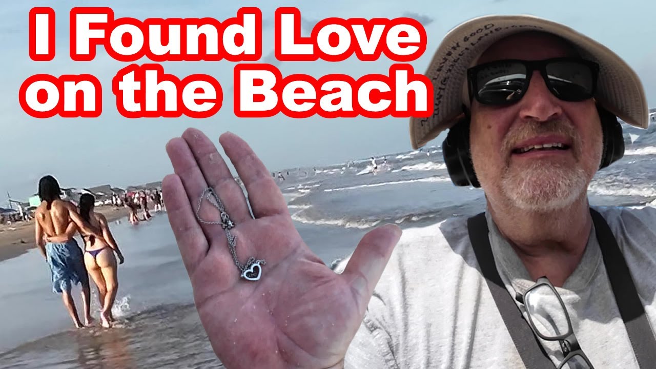 Metal Detecting a Texas Beach Rave