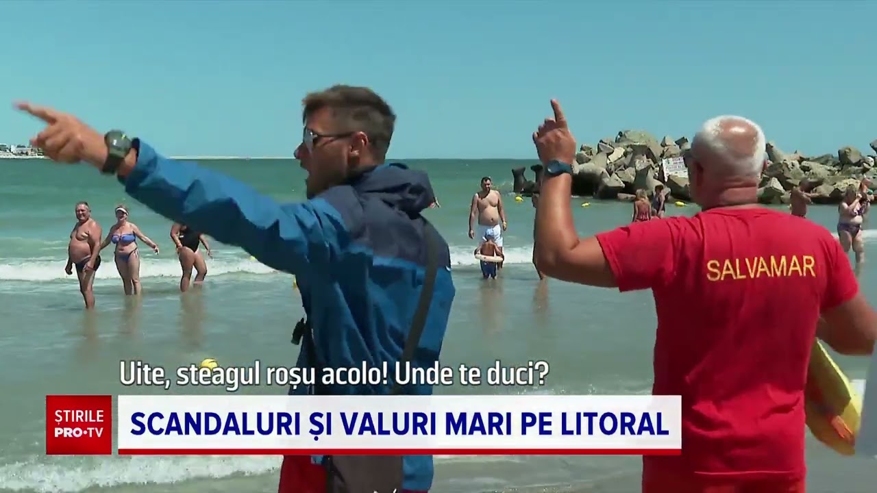 Turiștii au intrat în valuri imense, ignorând salvamarii, dar unii au țipat după ajutor