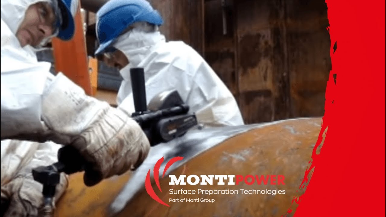 Bristle Blaster® on a pipeline