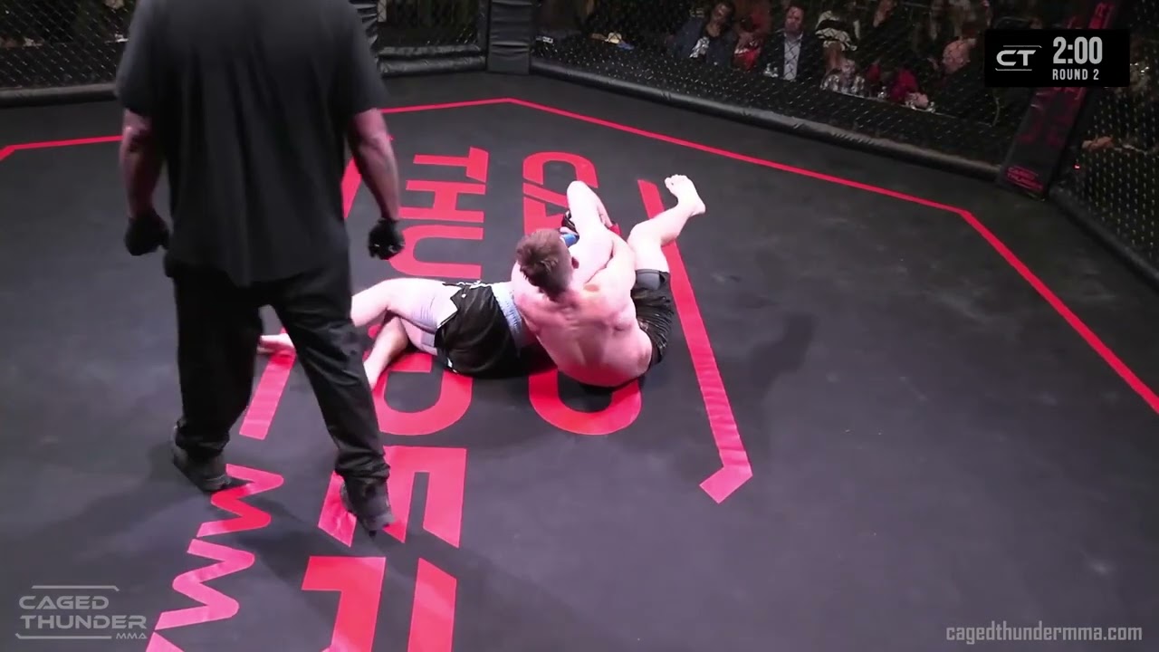 Bobby Smith vs Brent Troyer