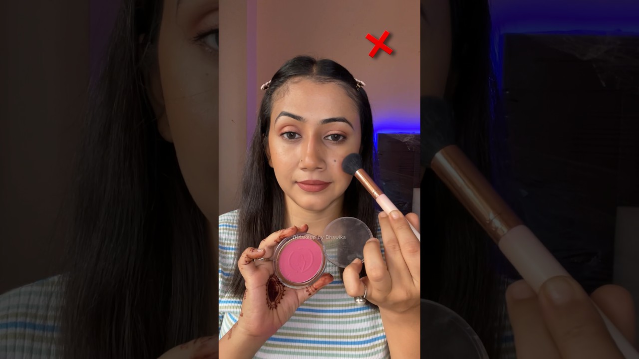 How to apply powder blush in correct way ✅ #makeupvideos #blush #makeup #tutorial #makeuphacks #tips