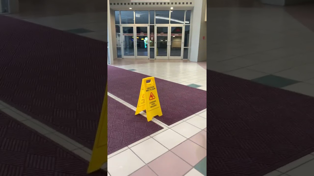 Ashtabula Town Square: A Very Dead Mall! Edgewood OH