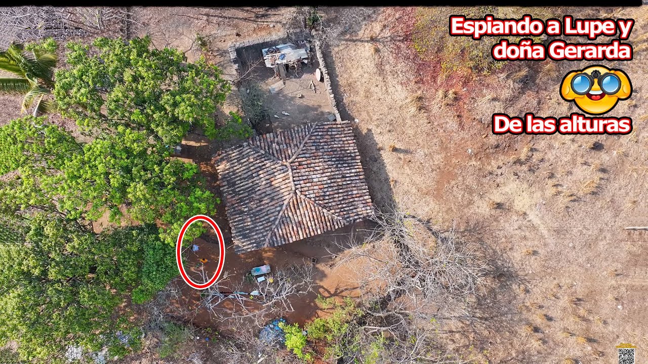 Espiando a Lupe y Gerarda con una nave espacial, dicen que tiene marido – Ediciones Mendoza