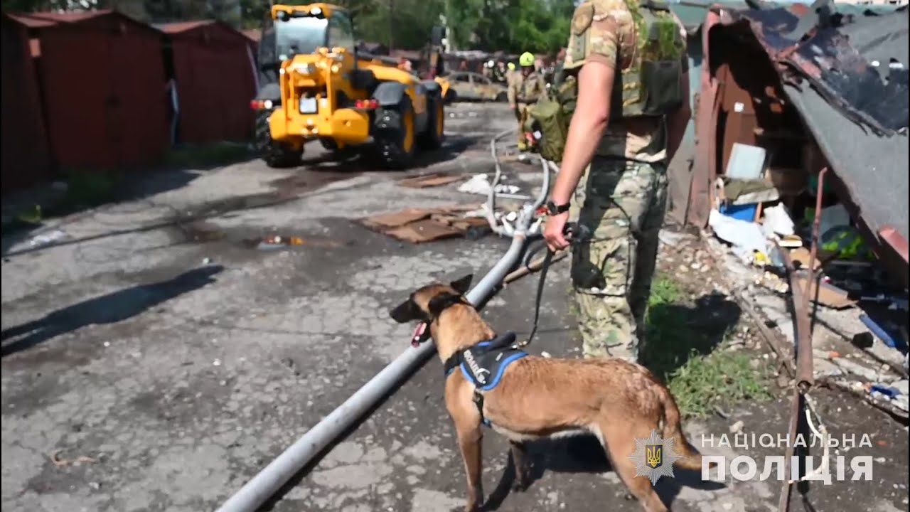 Ворог обстріляв цивільні об’єкти Полтави: поліція, прокуратура та СБУ документують наслідки злочину