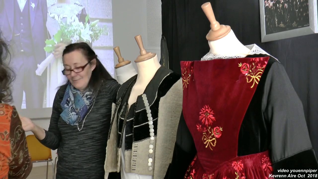 2018 Kevrenn ALRE  Expo de costumes Preserviñ  Salle Kenleur Auray