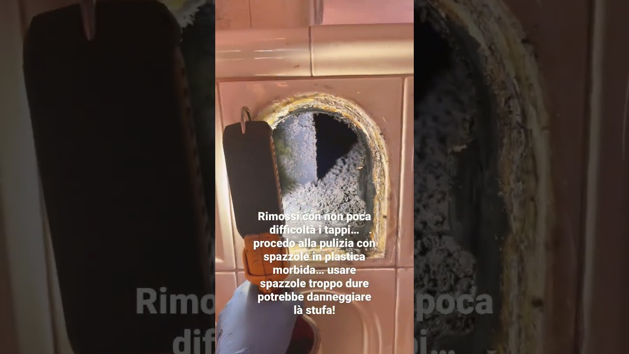 Pulizia Stube a legna, stufa TIROLESE! Spazzacamino all'opera!