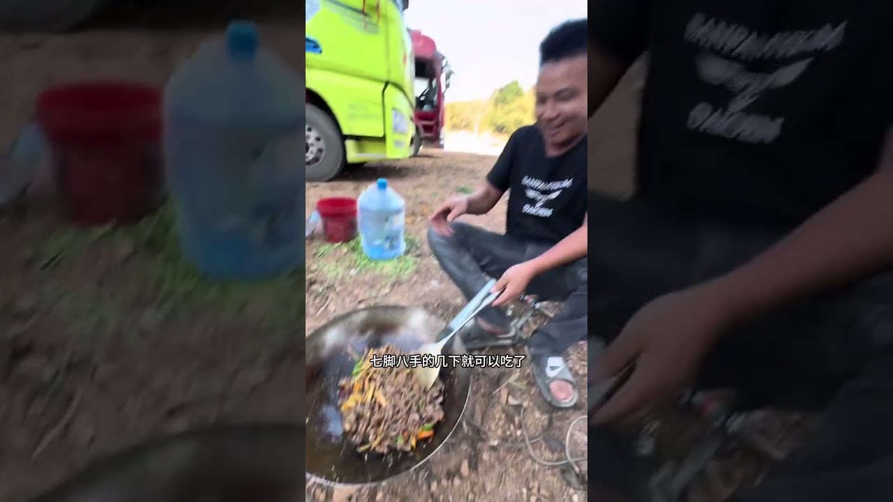 带着小卡拉米开着大房卡  跑跨境运输#货车司机 #麻子哥
