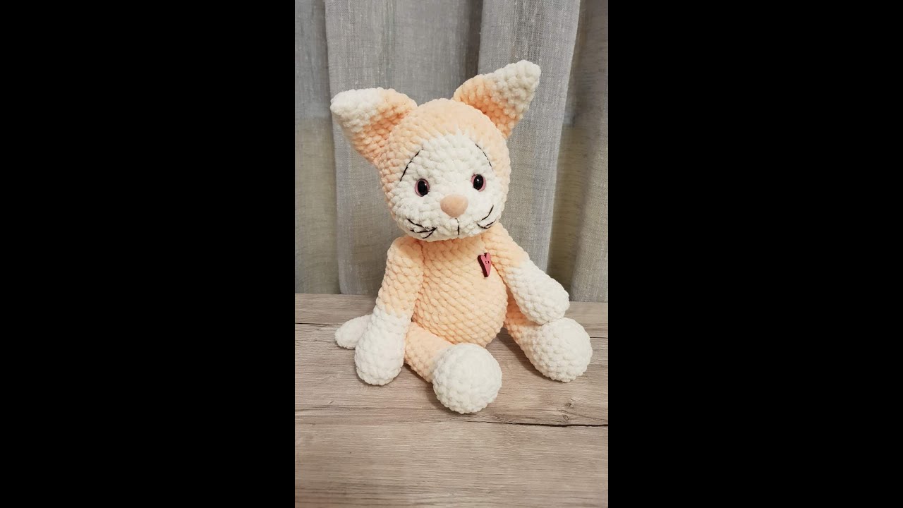 Gehäkelte Katze