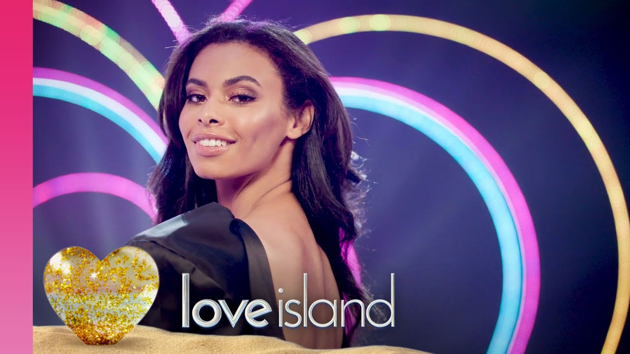 Meet Sophie: Our sleeping beauty | Love Island Series 6