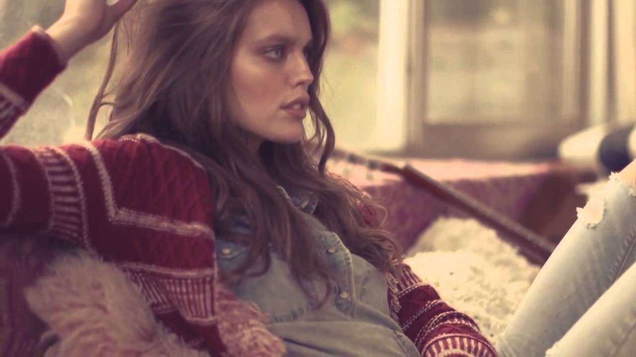 Emily DiDonato for TENNIS, Holiday 2015 (BTS)