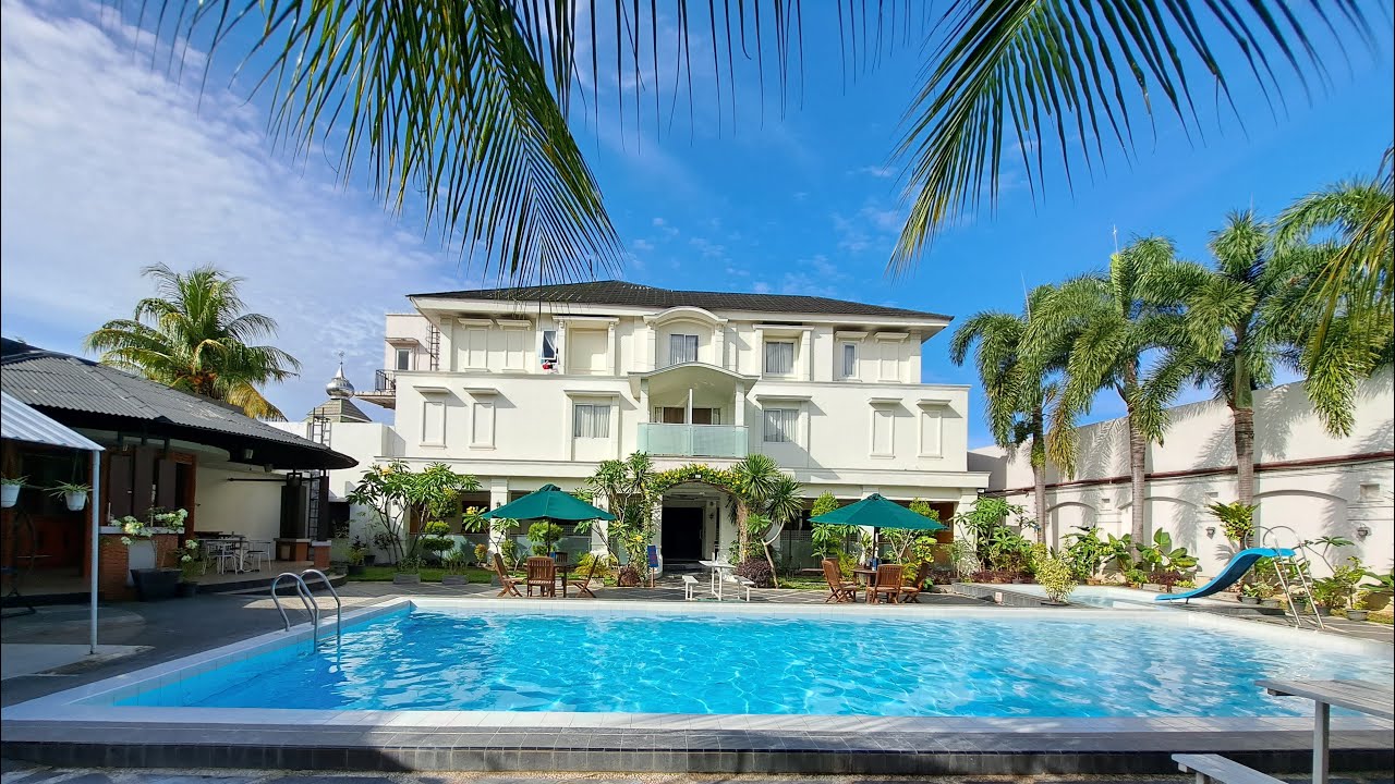 Review Kawana Hotel Padang