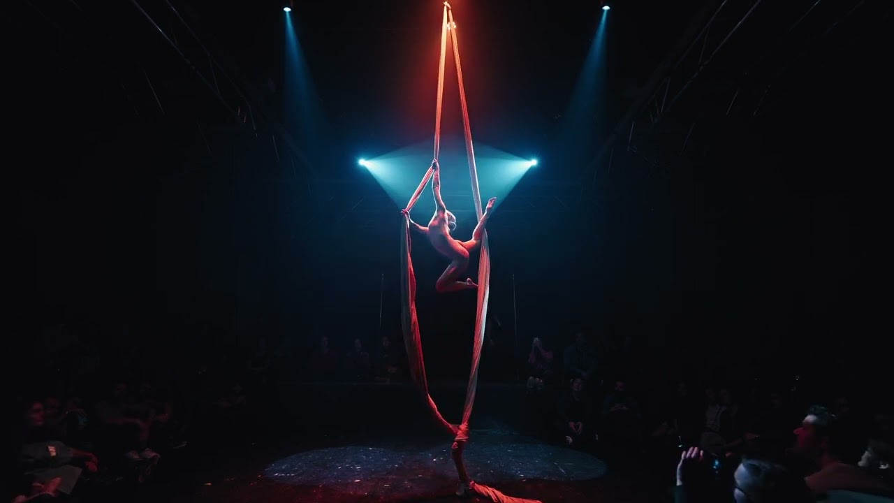 Aerial silks - Set fire to the rain