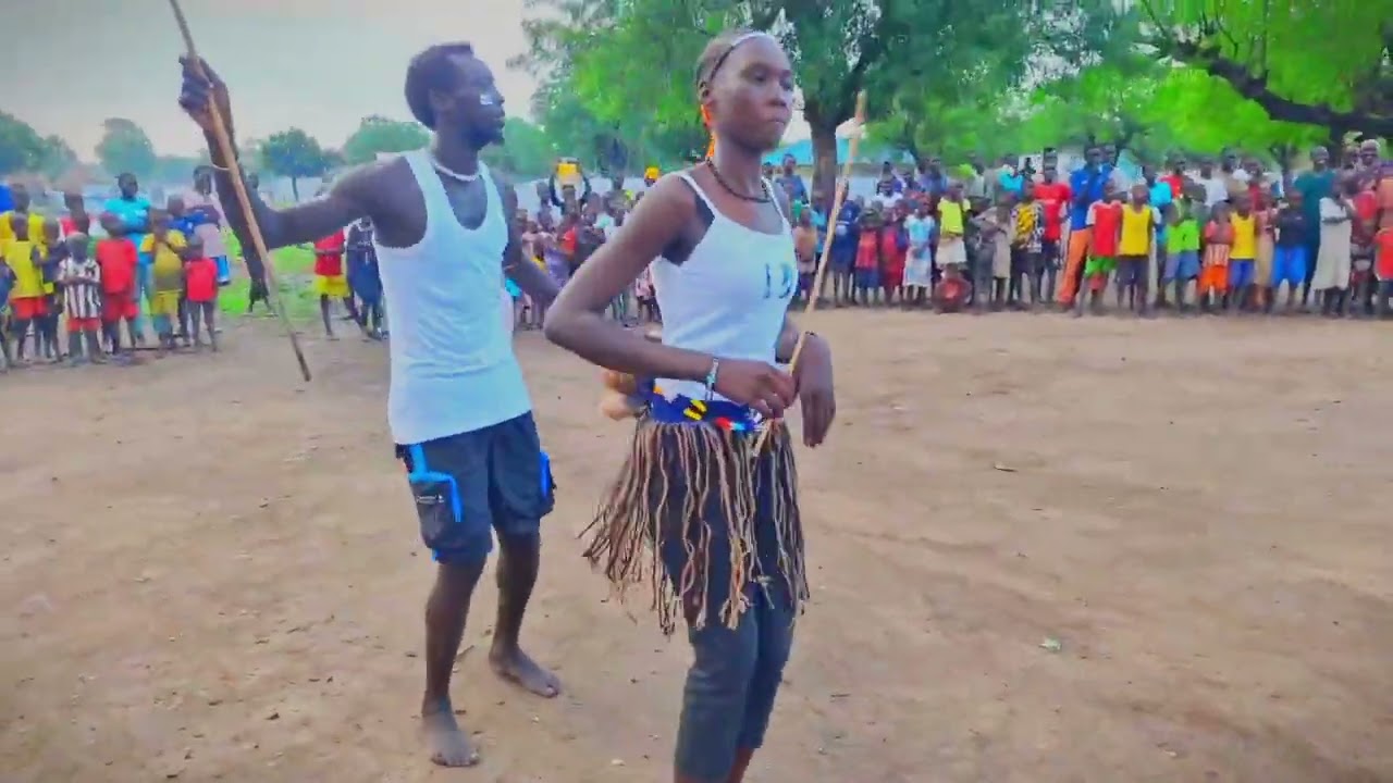 Nuer culture Dance in Akobo by Puol King