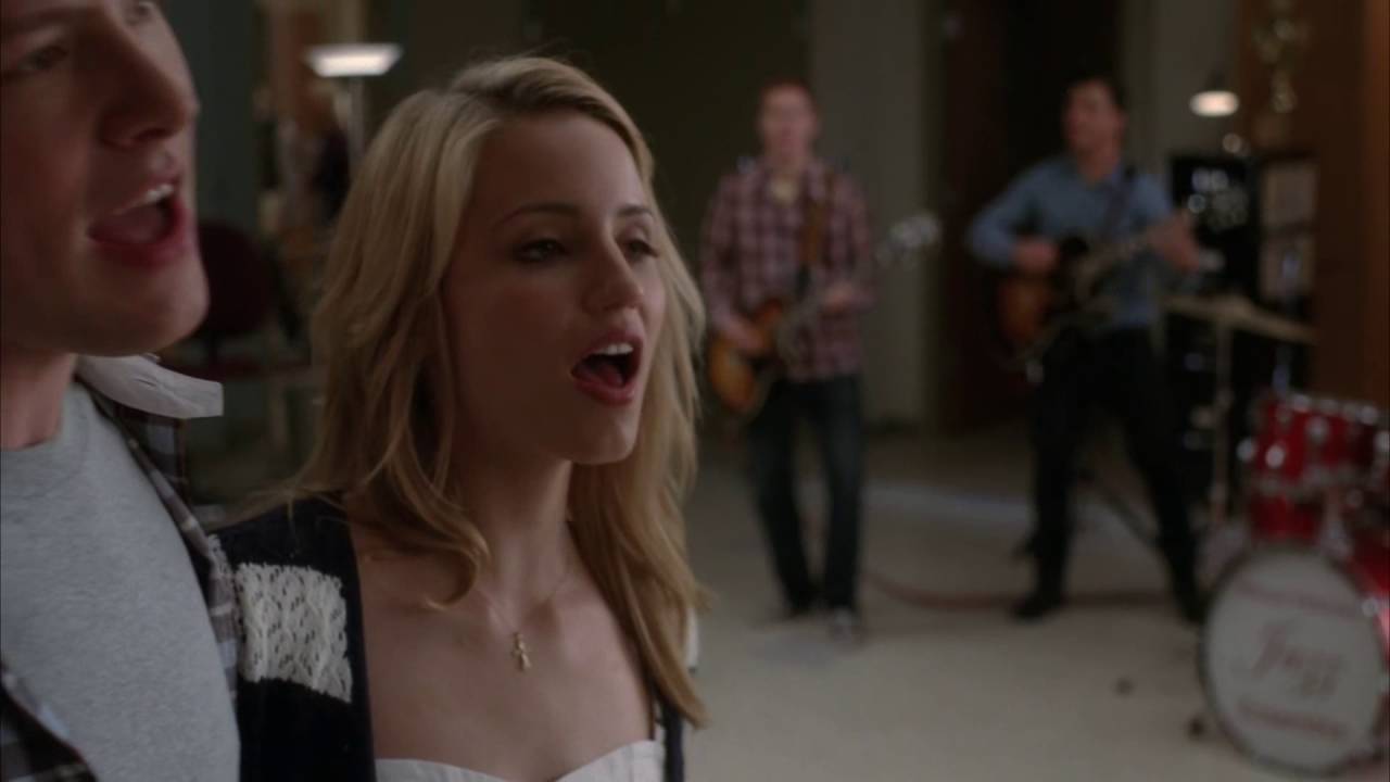 GLEE Full Performance of I Don't Want To Know