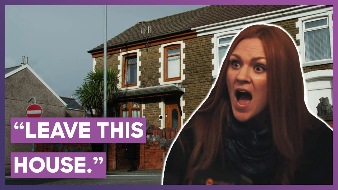 Paranormal Investigators Attempt To Ward Off Spirits In Woman's Home | Help! My House Is Haunted