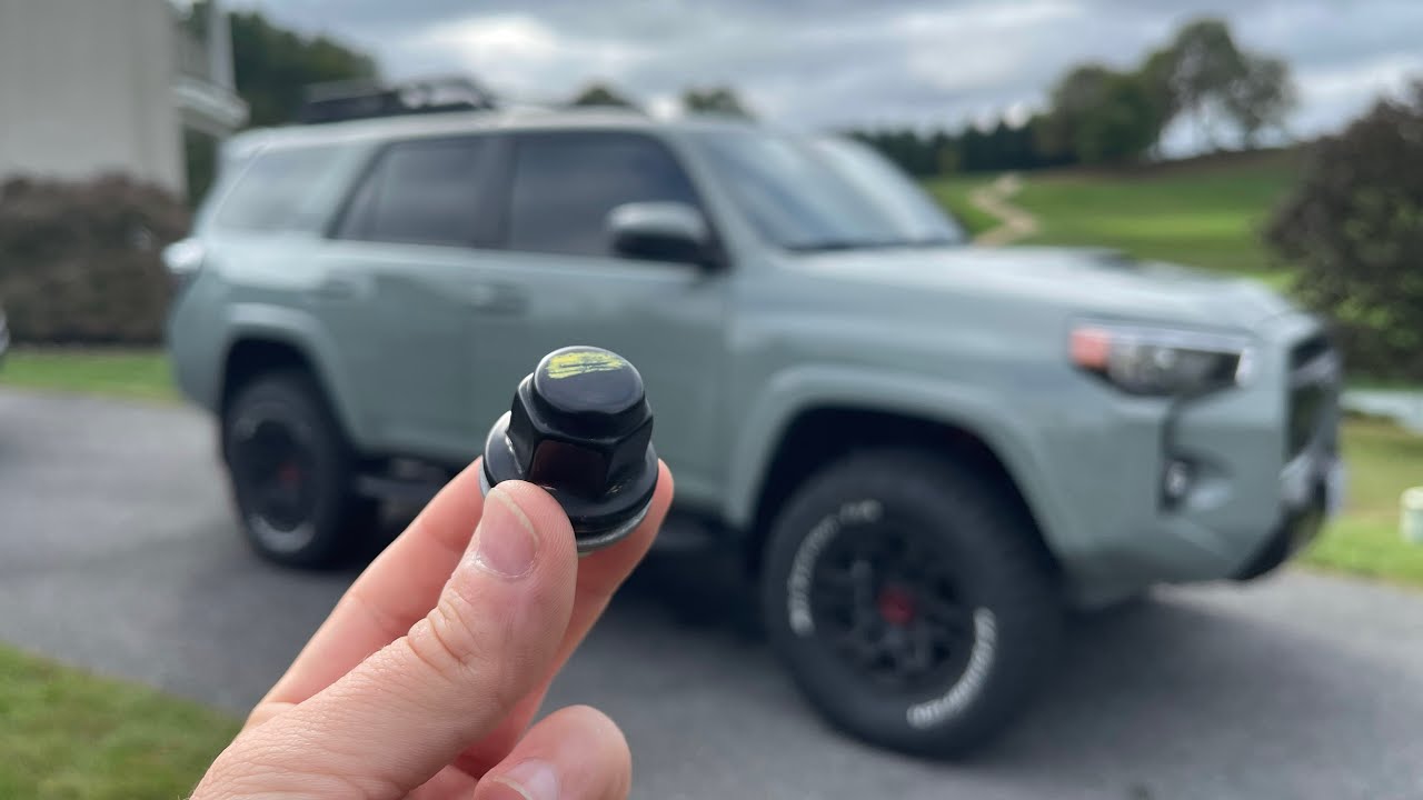 LOOSE LUGS on my Toyota 4Runner TRD Pro… This is why I prefer to do my own maintenance and mods…