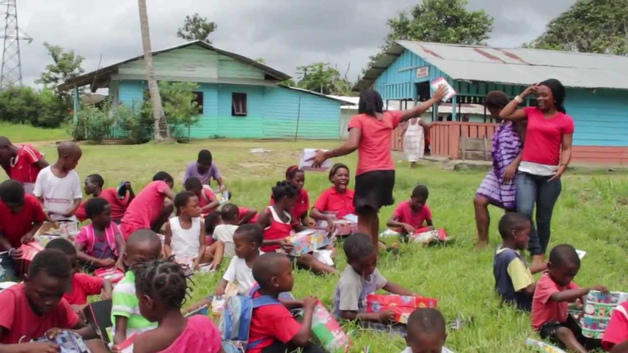 Benji en Guinea con Operación Niño de la Navidad