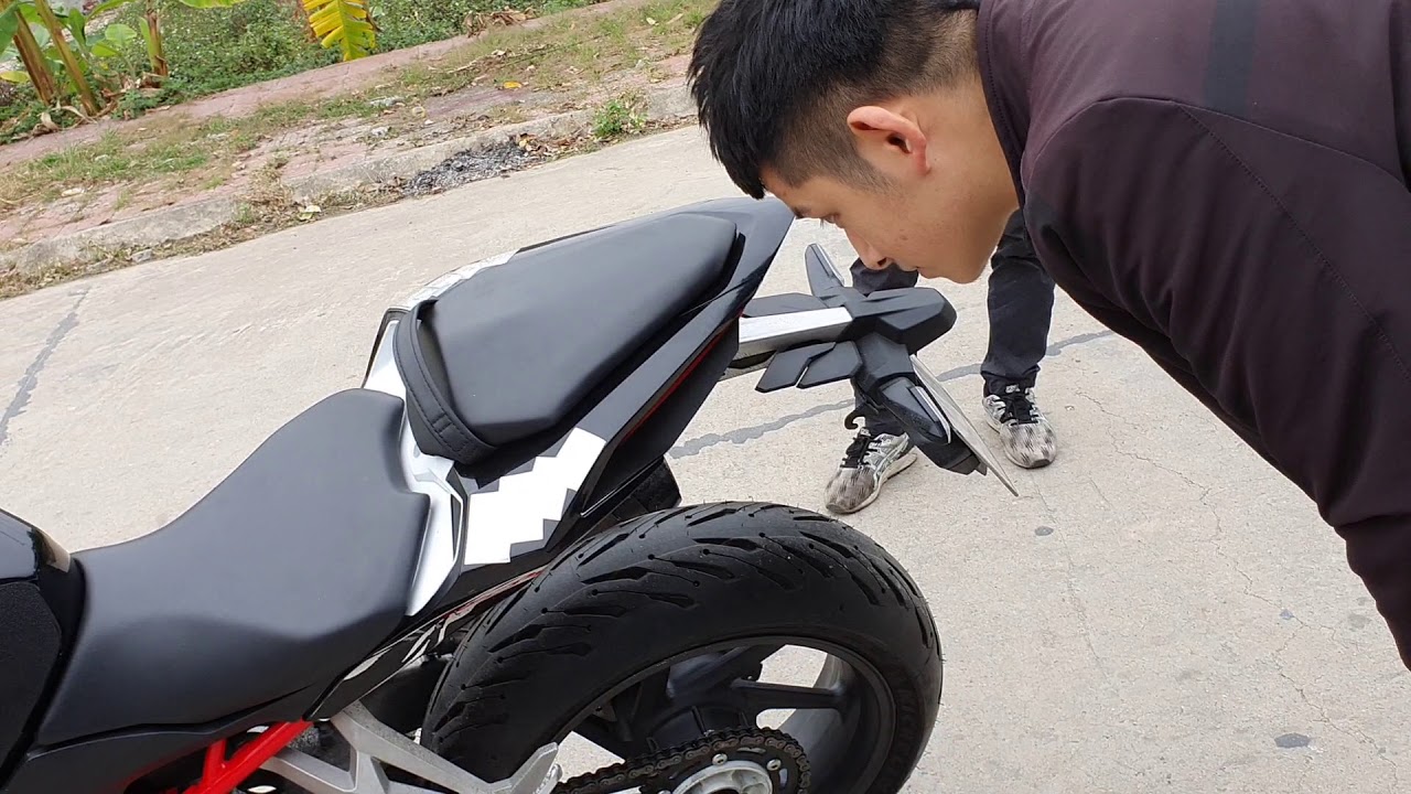 CBR250RR nâng mông | mâm 5.5 inch lốp Road 5 180 .