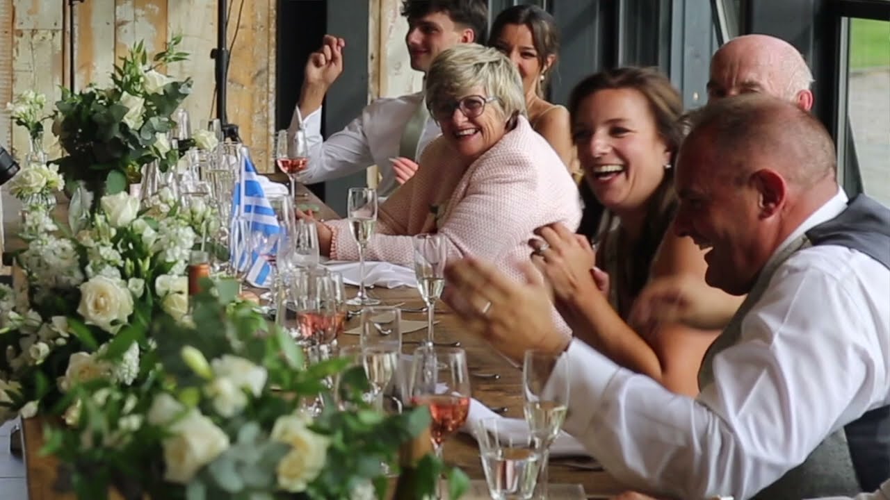The Tailors surprise singers wow guests at Andy and Helens wedding July 2023