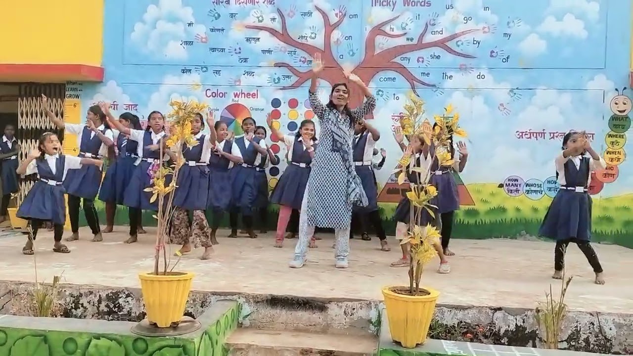 स्वर्गात आकाशगंगा|कृतीयुक्त आनंददायी गीत| Z.P. U.P. School Bedgaon|#education#school #viral#dance 