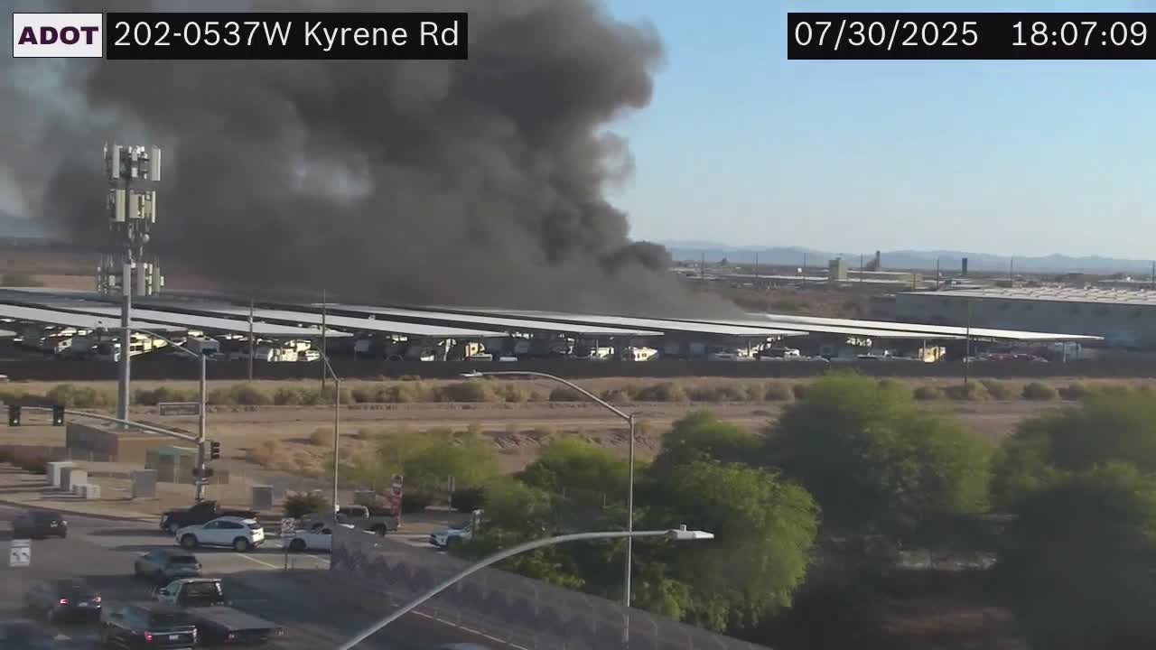 Fire crews battle large fire in East Valley