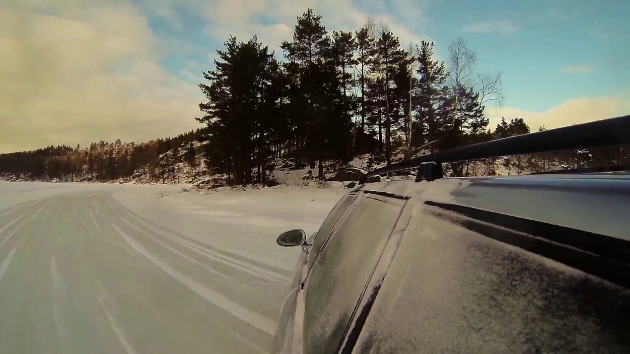 Audi RS2 Turbo - Drifting on ice