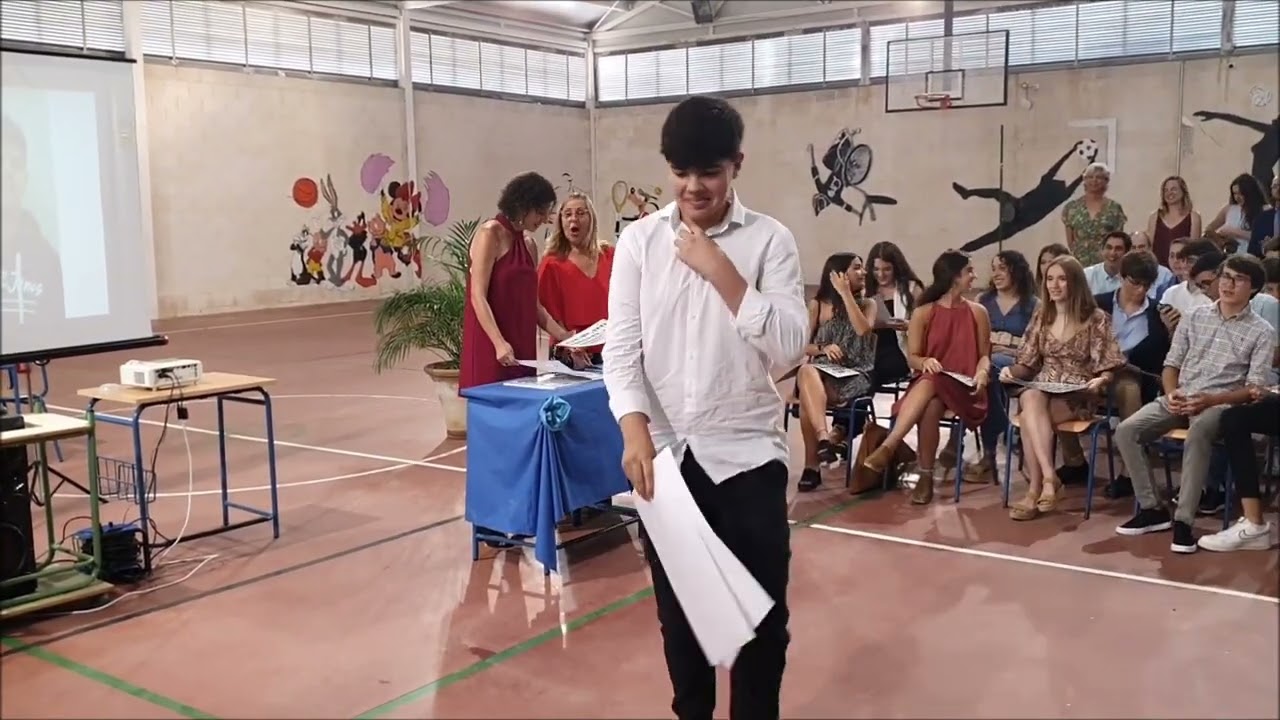 Graduación de 4º ESO del IES Olontigi.  Curso 2018/22.  Entraga de Orlas