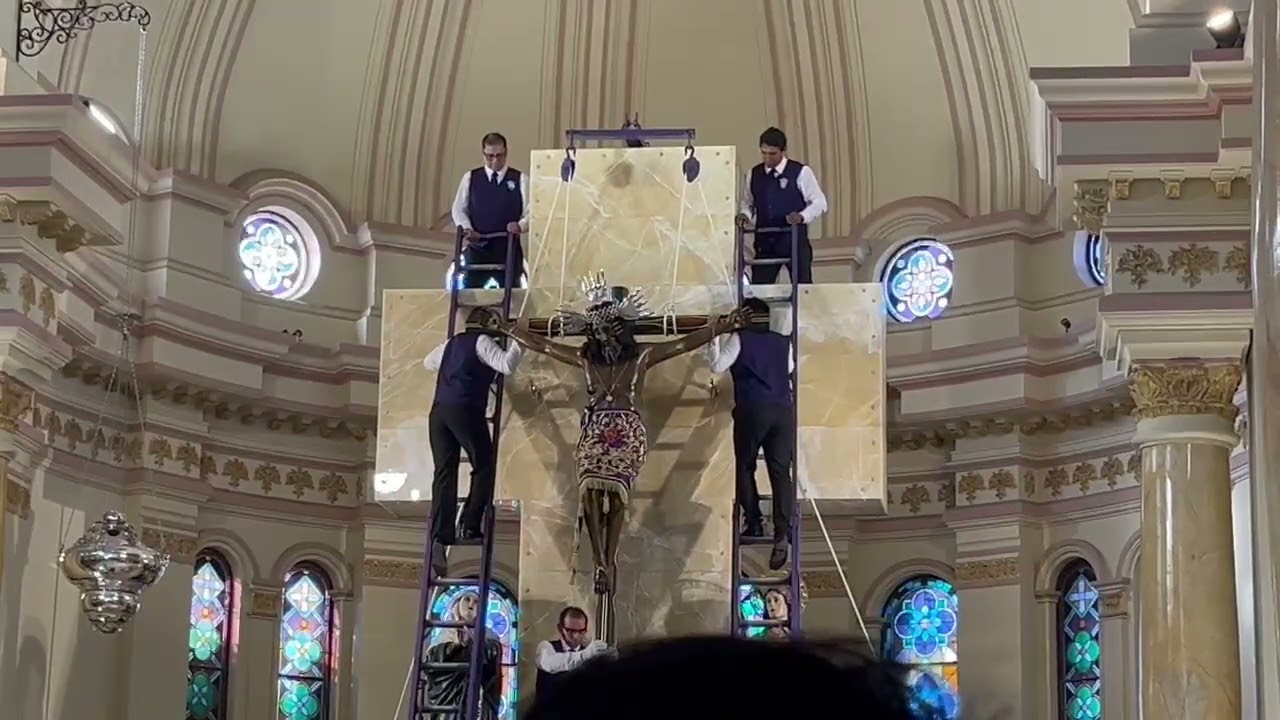 Tradicional Bajada del Se&ntilde;or de Luren