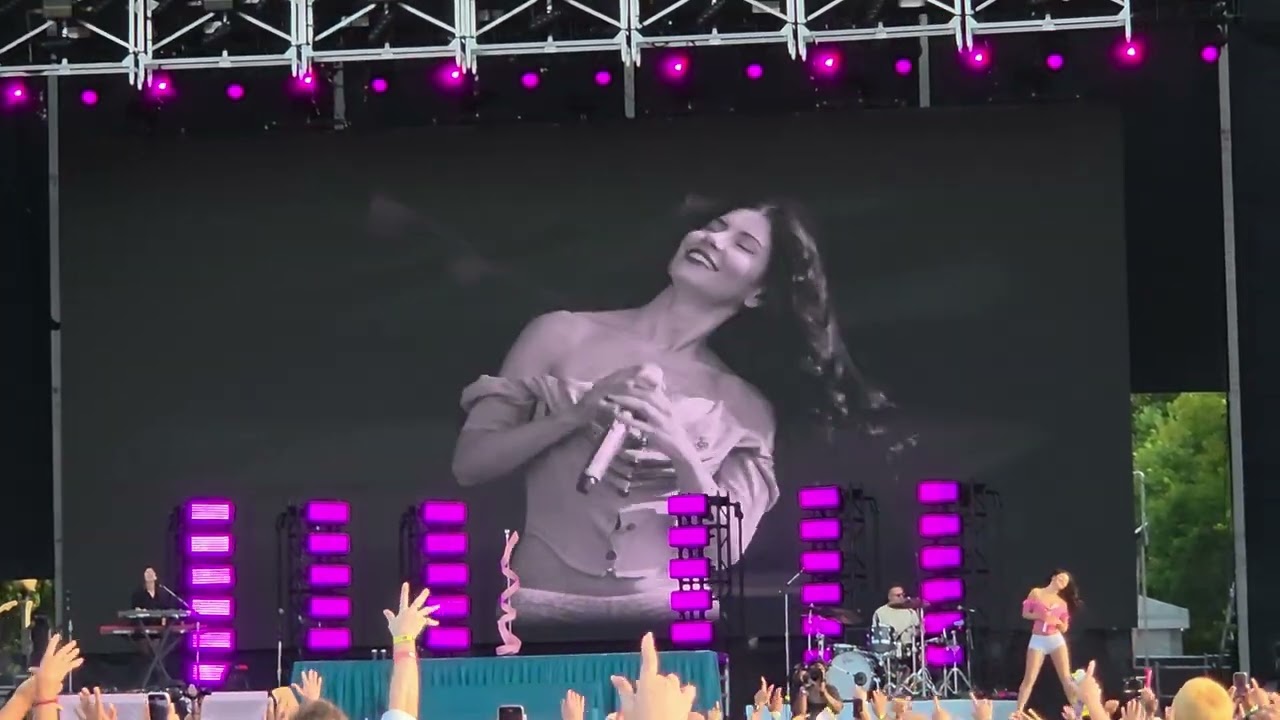 MARINA - Everybody Knows I'm Sad - Lollapalooza 2025