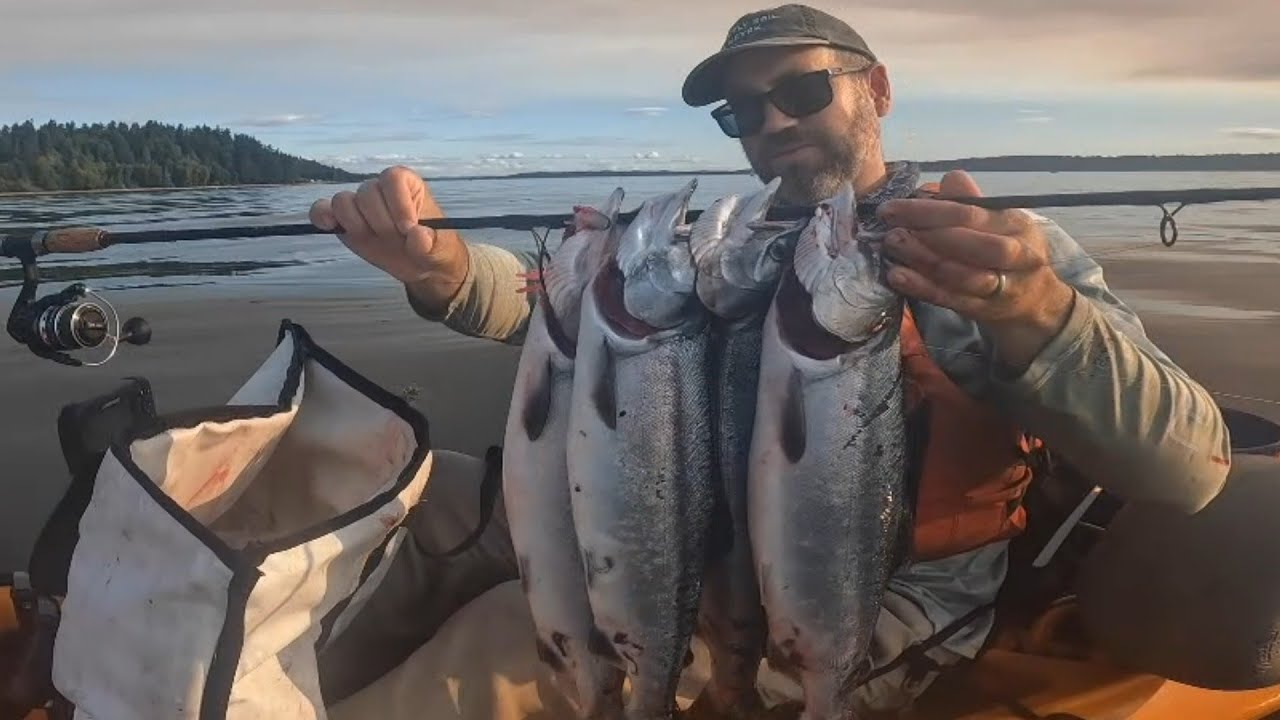 Sight Fishing with Twitch Jigs in the Salt FOR PINK SALMON!