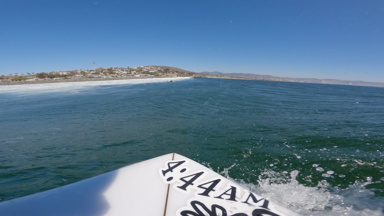 SHALLOW MEXICAN WAVE DESTROYED MY BOARD... (Baja California)